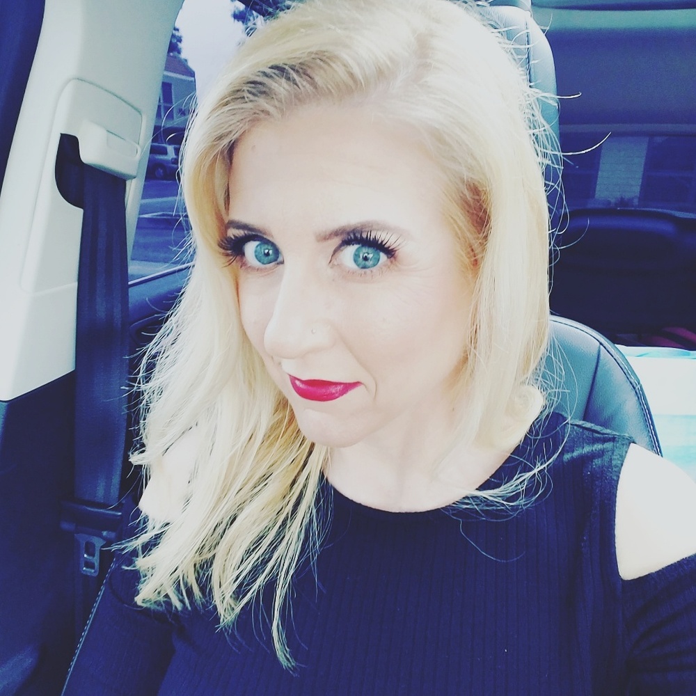 Meet your Posher, Liz